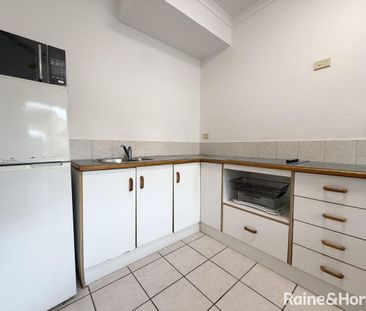 1 BEDROOM : 1 BATHROOM : FULLY FURNISHED : RESORT STYLE LIVING - Photo 2