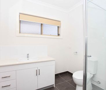 6/29 Ardsley Circuit, Craigieburn VIC 3064 - Townhouse For Rent | D... - Photo 3