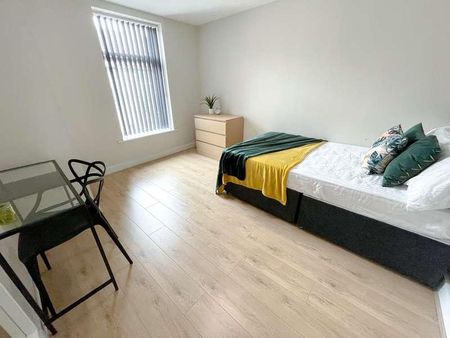 Thornes Road, L6 - Photo 4