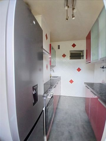 3 pièces - 76 m² - 4ème étage - Colocation non autorisée - Photo 2