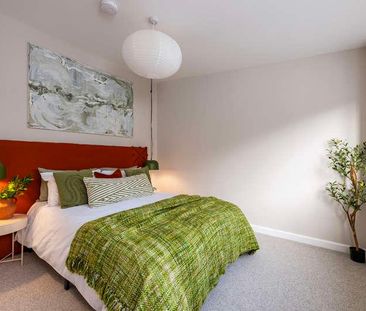 High Street, Barnstaple, EX31 - Photo 3