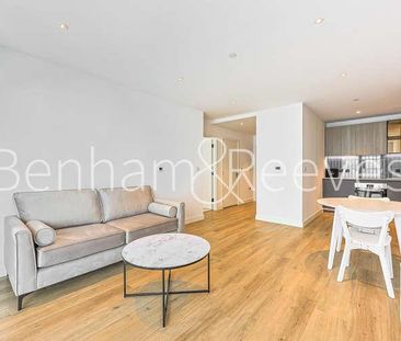 Viola House, Southall, UB1 - Photo 3