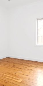 Well Presented 4 Bedroom Home - Photo 3