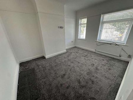 Pine Close, Bed Townhouse, L36 - Photo 5