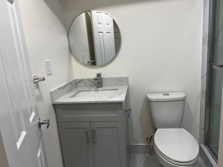 For Lease - 2238 Gladacres Lane, Oakville, Ontario - Photo 5