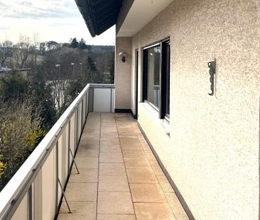 Idyllisch Wohnen ... Große 3-Zimmer-Wohnung mit schönem Balkon - Photo 3
