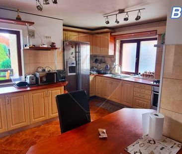 Eleganță și confort într-o casă cu personalitate - Fotografie 3