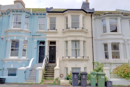 Top Flat, 68 Queens Park Road, Brighton, East Sussex - Photo 5