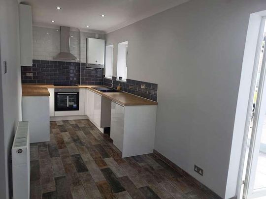 Trallwn Road, Llansamlet, Swansea, SA7 - Photo 1