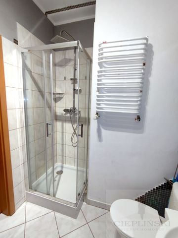 Przestronna kawalerka, osobna kuchnia - Photo 4