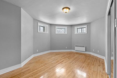 2090 Rue Sherbrooke O., Montréal (Ville-Marie), QC H3H - Photo 3