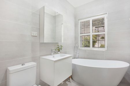 Beautiful and Bright Family Home in Premier Location - Photo 5