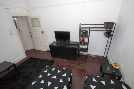 STUDIO APARTMENT IN THE HEART OF MELBOURNE. - Photo 3