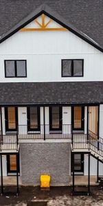 Logement 5 1/2 Neuf St-Isidore Beauce ( dernier disponible au 2 ème étage) - Photo 3