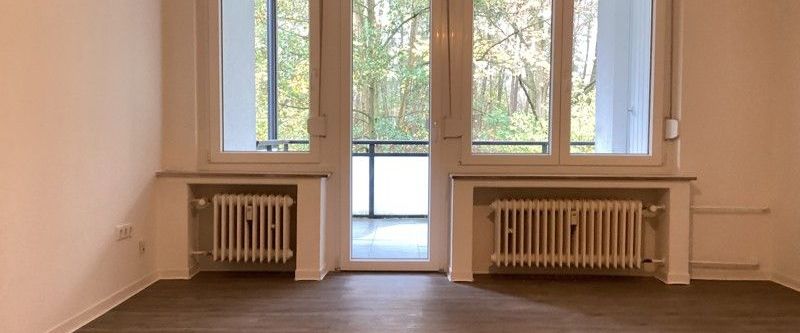 Zentrale 2-Zimmer Wohnung mit großzügigem Balkon direkt am Park. - Foto 1
