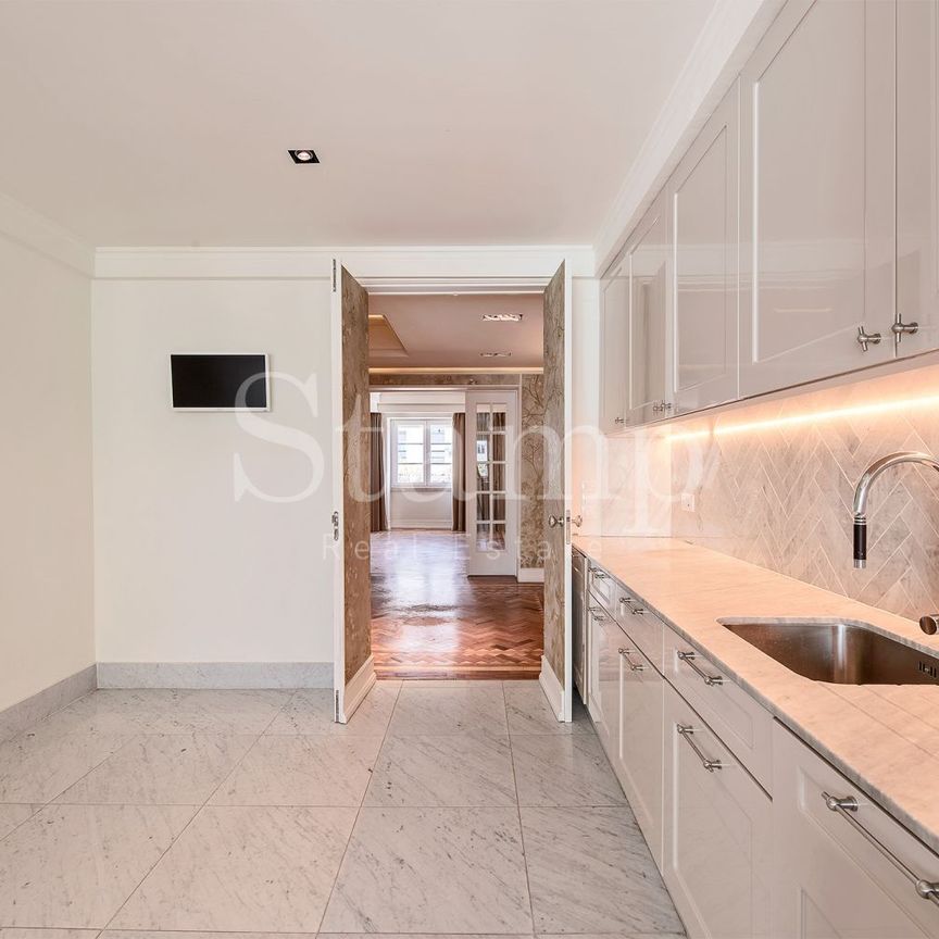 Apartamento T4 em Lisboa - Photo 1