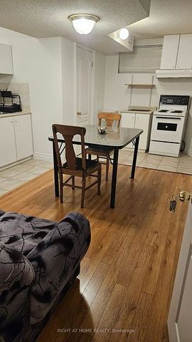 For Lease - 10 Fisico Court, Markham, Ontario - Photo 3