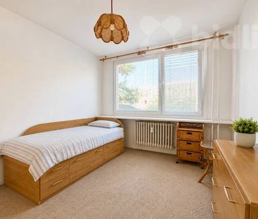 Pronájem bytu 3+1 73 m², Parmská 356, Praha - Photo 4