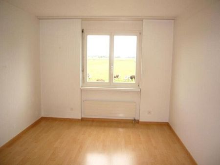 3.5-room apartment with view into the countryside - Photo 5