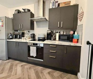 James Terrace, Hengoed, CF82 - Photo 3