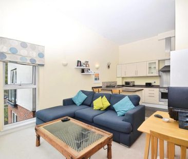 2 bedroom apartment to rent - Photo 4