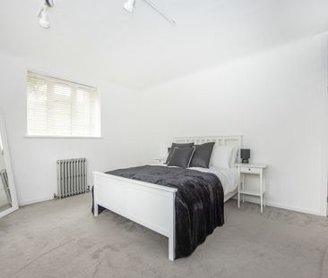 3 bedroom flat to rent - Photo 5