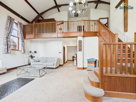 3 bedroom detached house to rent - Photo 2