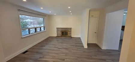 For Lease - 55 Cartier Crescent, Richmond Hill, Ontario - Photo 2