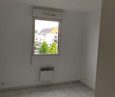 A louer à BRUZ, place du Vert buisson: appartement T2 au deuxième étage avec ascenseur, disponi... - Photo 1