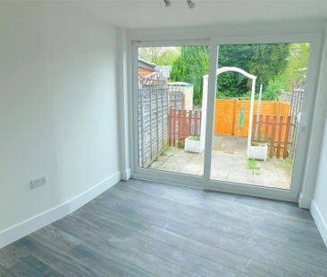 1 bedroom terraced house to rent - Photo 5