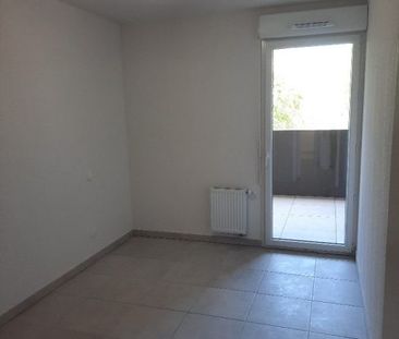 T3 AVEC BALCON ET PARKINGS - Photo 5