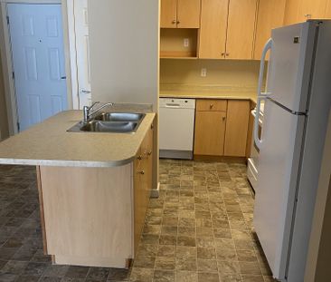 MARSHALL GROVE WEST 1BD/1BA - Photo 5