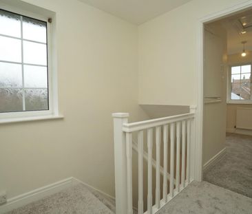 3 bedroom House To Let - Photo 2