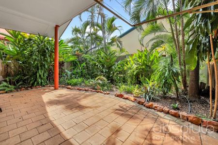 2/34 Sovereign Circuit, Coconut Grove - Photo 2