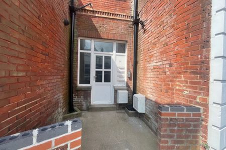 Portman Road, BOURNEMOUTH - Photo 2