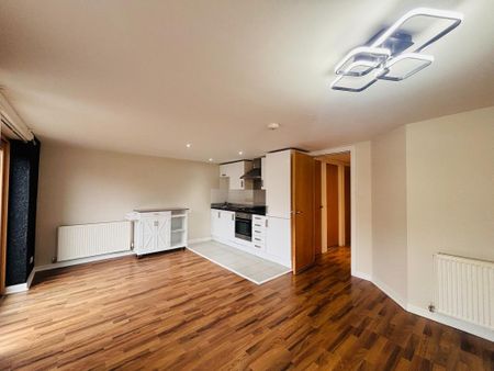 2 bedroom flat to rent - Photo 3