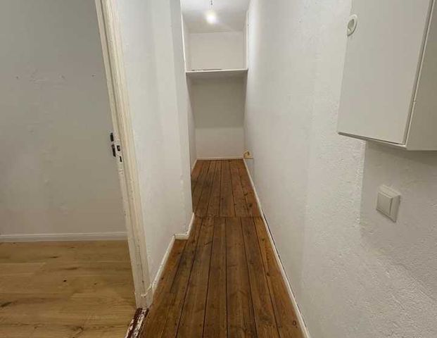 Frisch sanierte 1-Zimmer-Wohnung in Moabit! - Photo 1