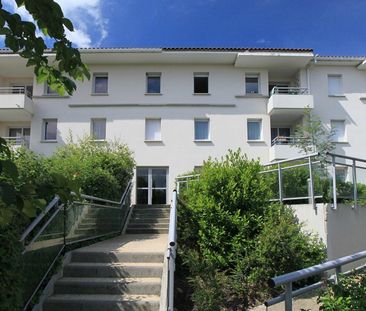 location Appartement T2 DE 41.65m² À POITIERS - Photo 6