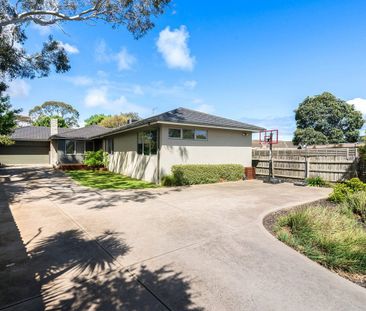 2 Wiringa Crescent, Mount Eliza - Photo 3