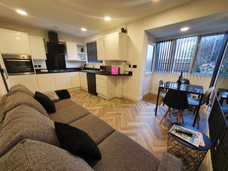 5 bedroom house share to rent - Photo 2