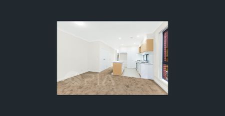 3-bedroom double-storey townhouse for lease - Photo 3