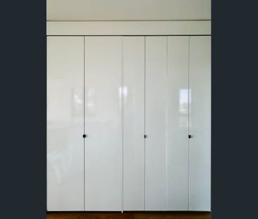 51/18 Remembrance Drive, Surfers Paradise, Qld 4217 - Photo 4