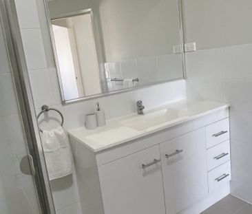 Hamlyn Terrace - Photo 3