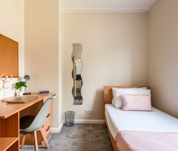 5 Bed Semi-Detached House, Colbourne Avenue, BN2 - Photo 5