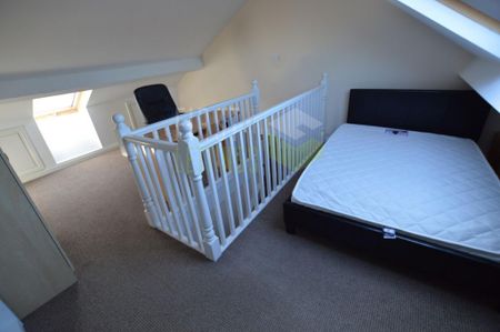 4 bedroom terraced house to rent - Photo 2