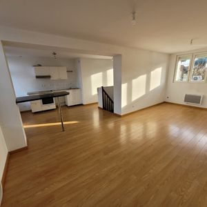 Location Appartement 3 pièces 75m² HAUBOURDIN 59320 - Photo 2