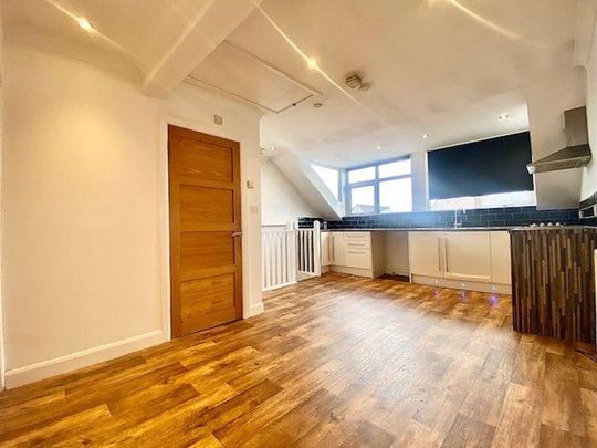 1 bedroom flat to rent - Photo 1