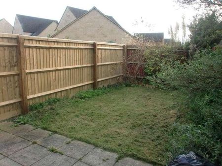 Snowshill Drive, Witney, OX28 - Photo 5