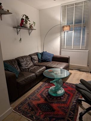 Room in a Shared House, Blackheath Road, SE10 - Photo 1