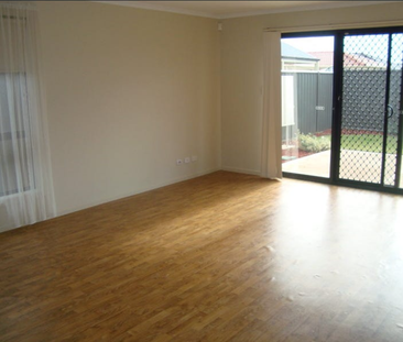 20 Wattle Cres, Munno Para West SA 5115 - House For Rent | Domain - Photo 3